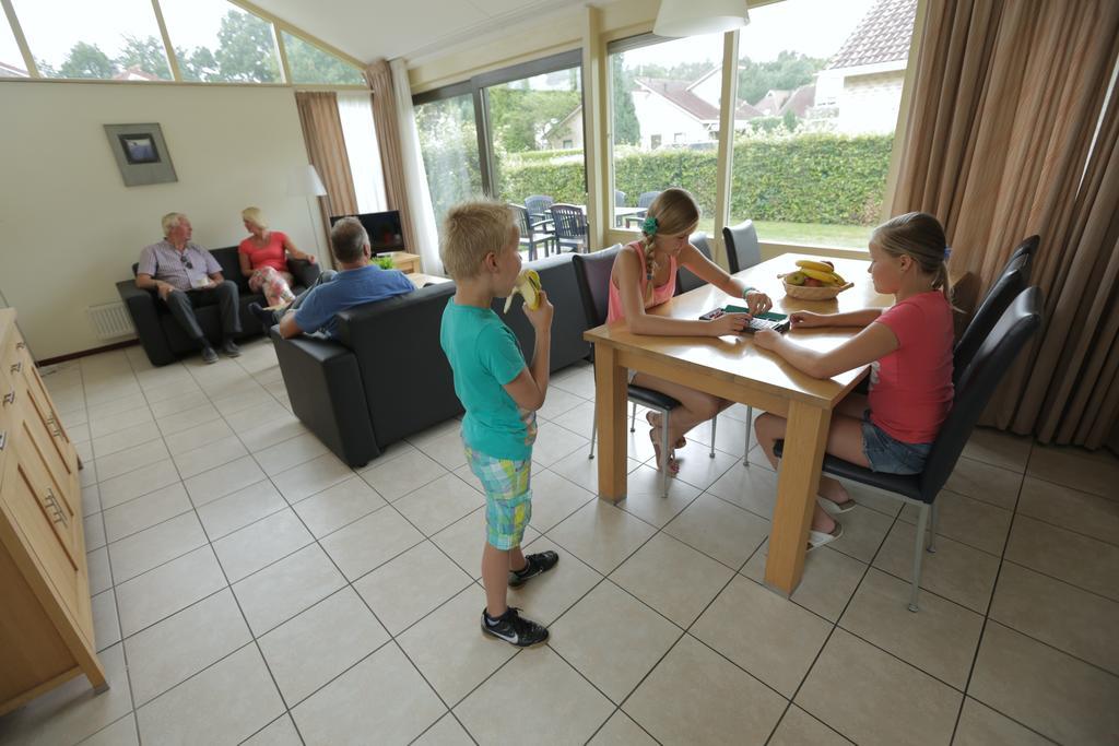 Landgoed De Lindenbergh Otel Ommen Oda fotoğraf